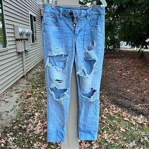 AE Strigid Ripped Tom Jean